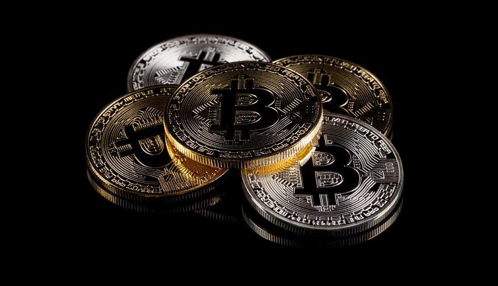 بزرگترین شرکتهای دنیا که با خرید بیت کوین دارایی خود را ذخیره کردند